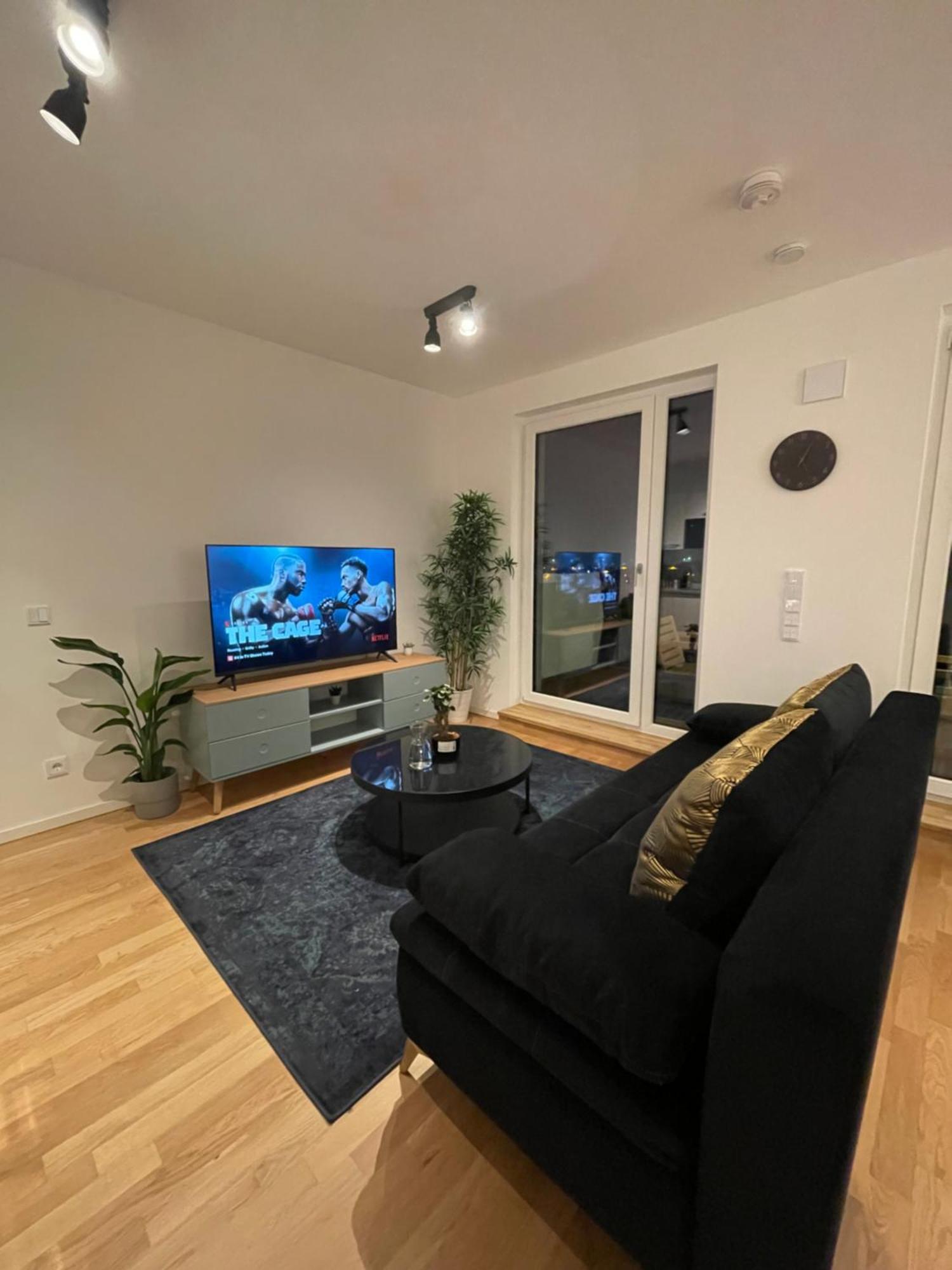 Luxerioeses Penthouse Apartment Am Ber Flughafen Schönefeld Exterior foto